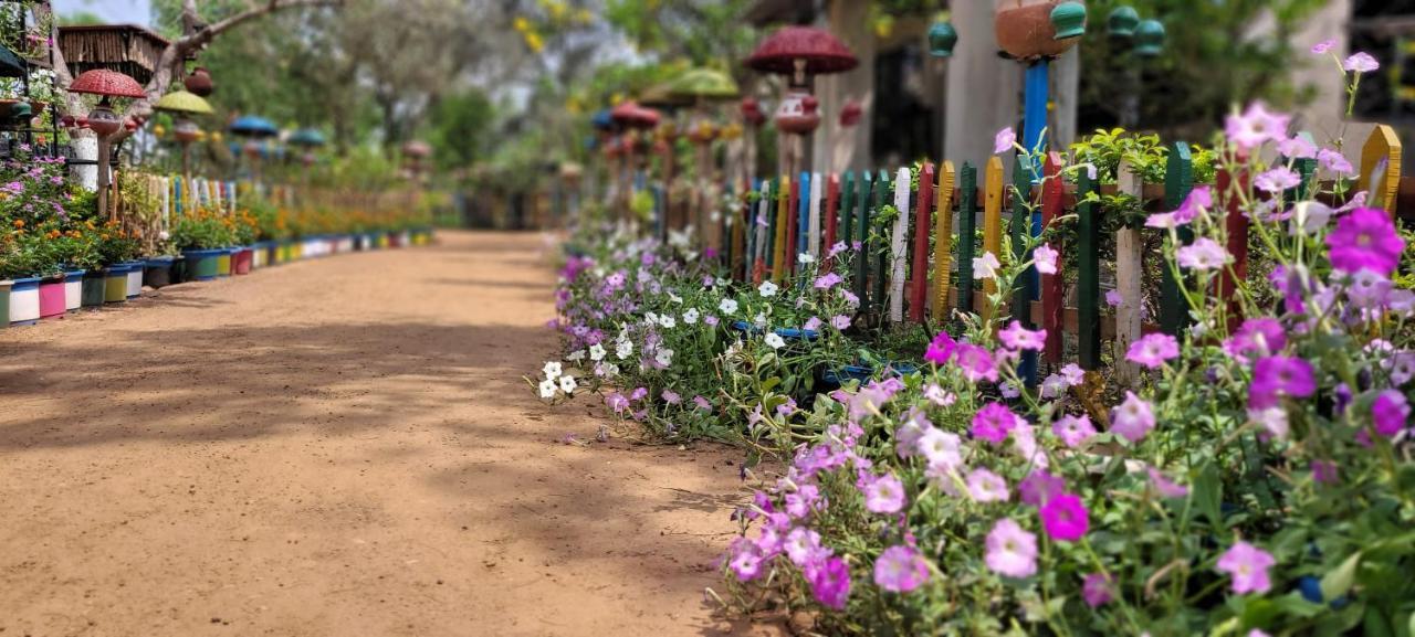Panchobon Art Resort Shānti Niketan Εξωτερικό φωτογραφία
